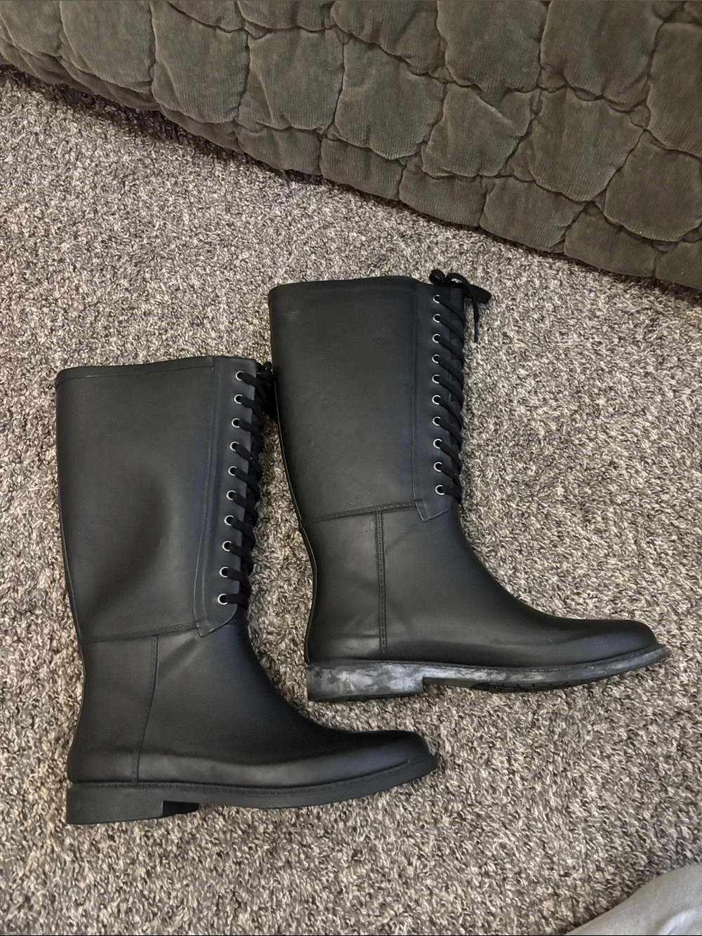 Merona rubber tall black rain boots Women 10 good condition Target fall spring